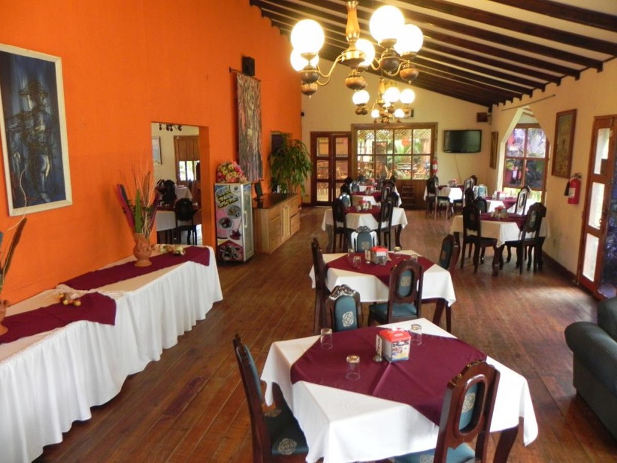 Hotel Puerto Libre Puerto Barrios Exteriör bild